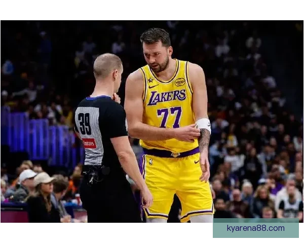 庄神比赛做开枪手势遭联盟重罚两万五美元事件持续引发舆论关注